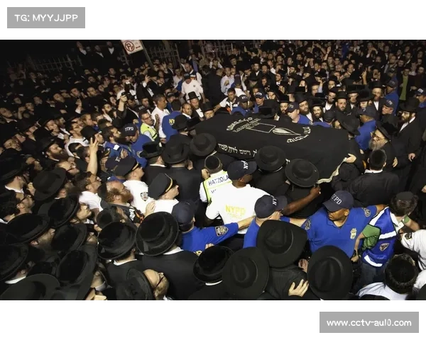 莱维葬礼举行，社区发起球场安全倡议活动